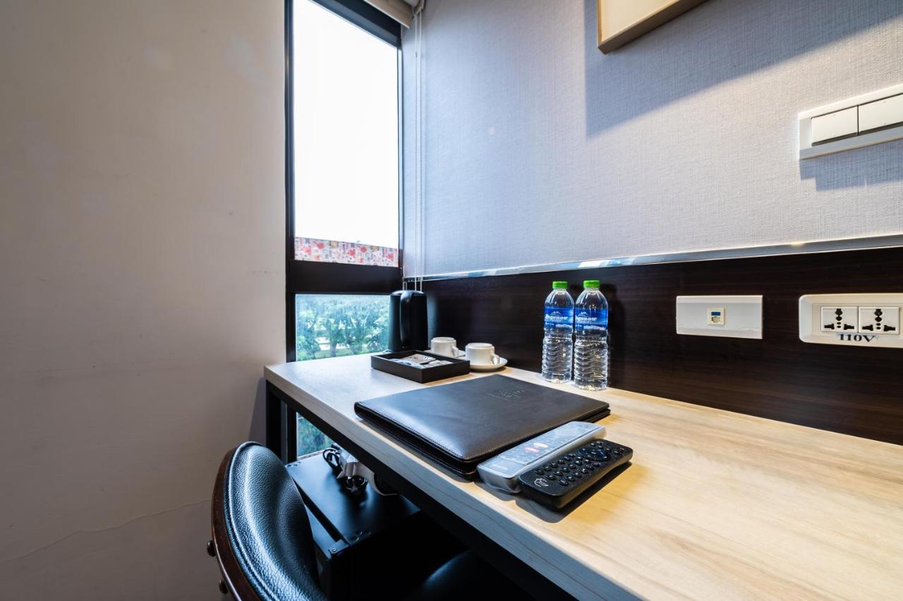 Hub Hotel - Songshan Airport Branch Taipei Dış mekan fotoğraf
